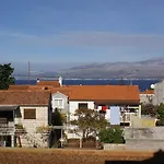 Apartmán With Parking Space Supetar, Brac - 2956