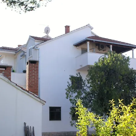 Apartman With Parking Space Supetar, Brac - 2956 Supetar